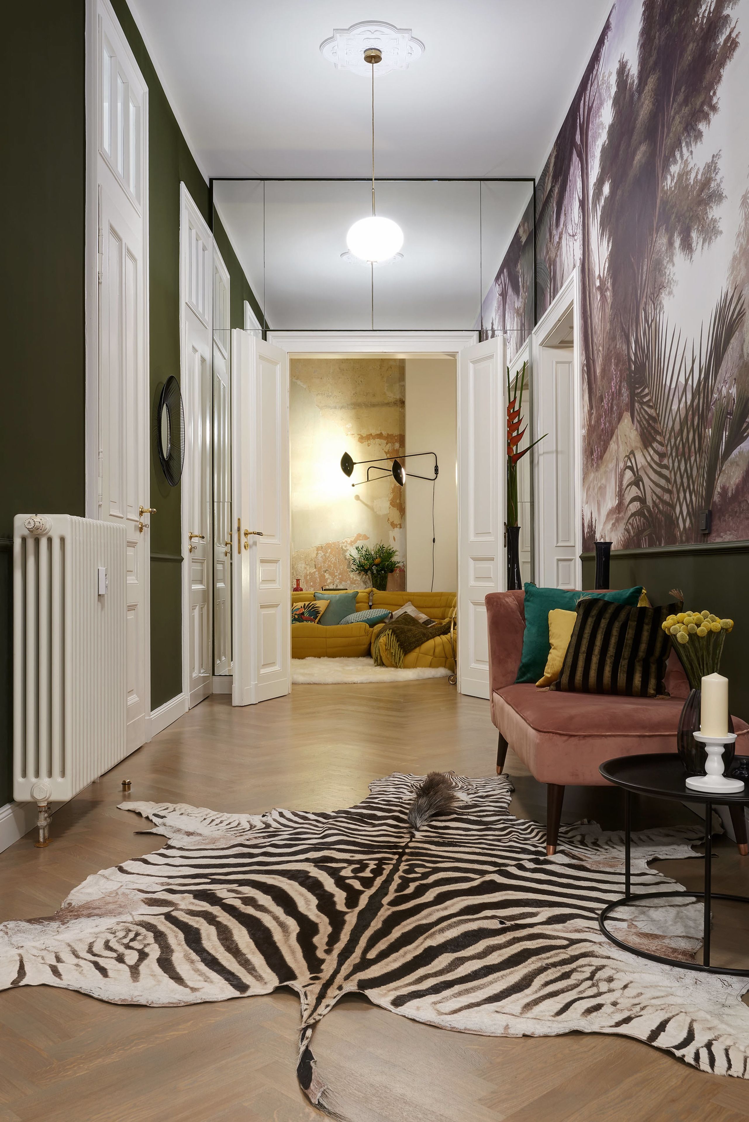 CoraC | Sengetøy av topp kvalitet, minibar og individuelt dekorert