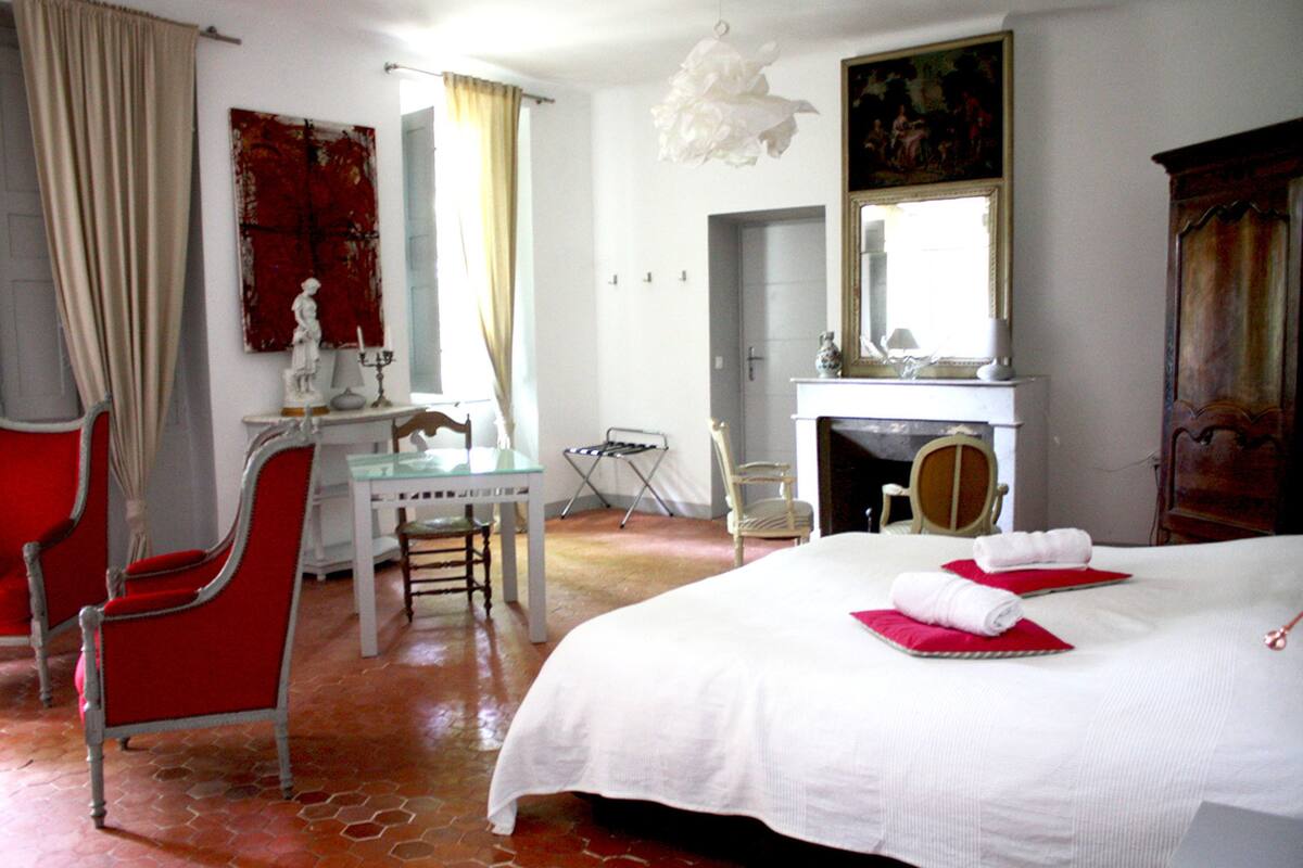 Superior Double Room, Hill View (Romeo et Juliette) | Living area