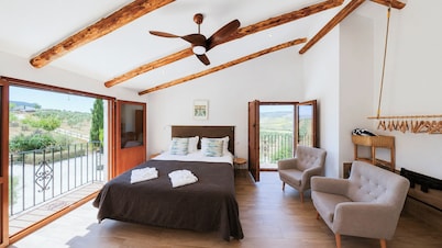 Lemon Tree Retreat at El Amparo