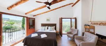 Lemon Tree Retreat at El Amparo