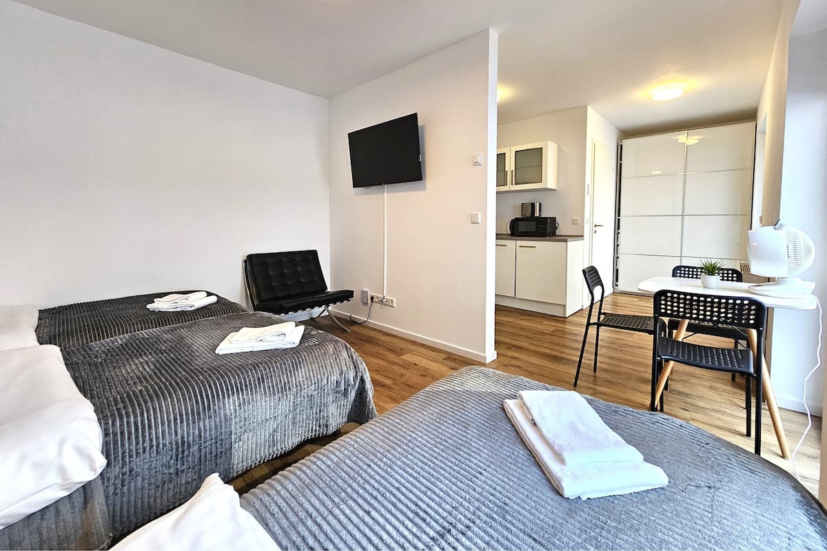 2 bedrooms, premium bedding, desk, iron/ironing board