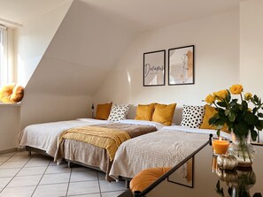 エクスクルーシブ アパートメント 2 ベッドルーム キッチン シティビュー | 2 室のベッドルーム、高級寝具、デスク、アイロン / アイロン台