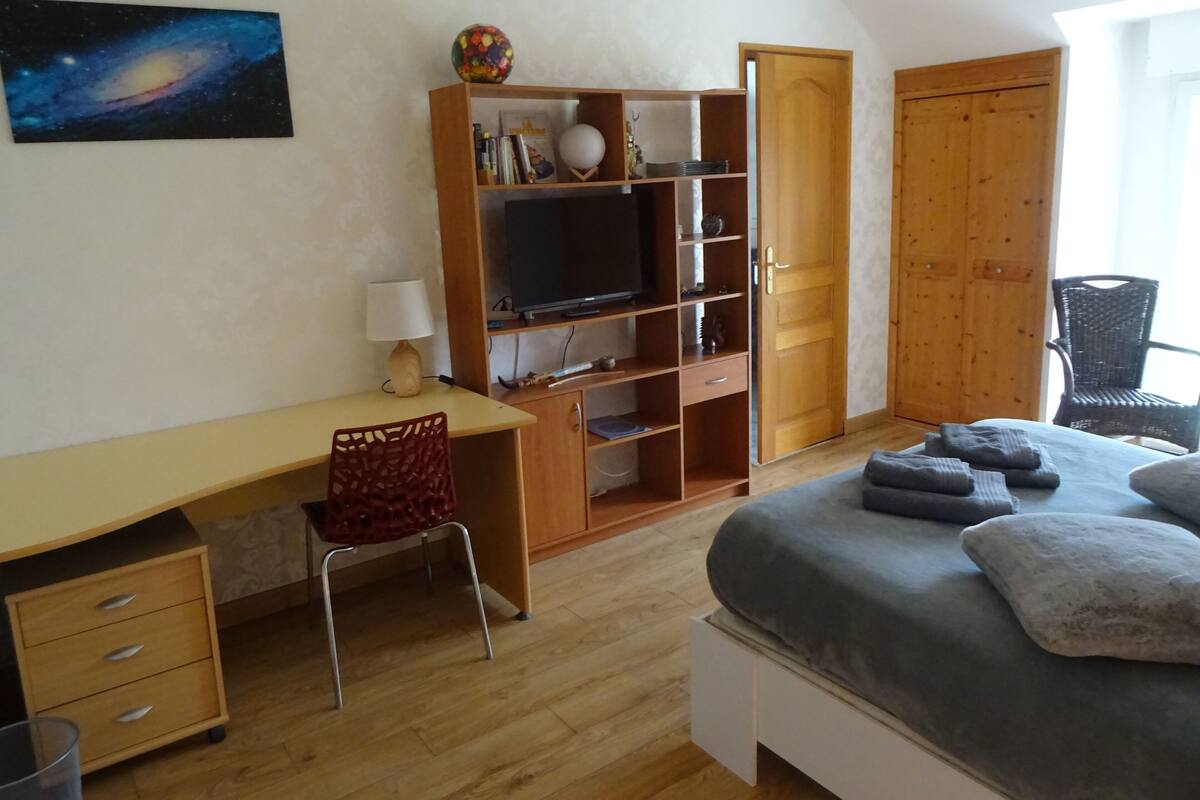 Etoilée | Peralatan tempat tidur premium, dihias secara berasingan