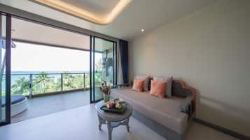 Deluxe Room with Sea View | View from room