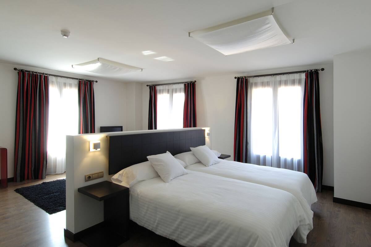 superior double room | 1 bedroom, desk, free cots/infant beds, free wifi