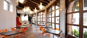 Hotel Cienbalcones