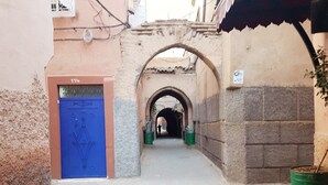 Property entrance - Majorelle Hostel (Marrakech)