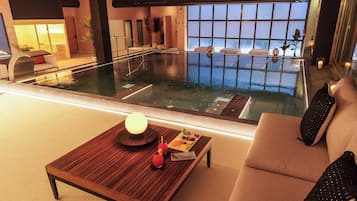 Sauna, steam room, Turkish bath/hammam, body treatments, hydrotherapy