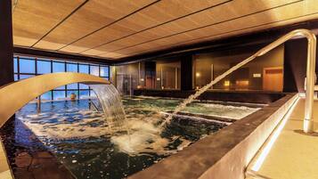 Sauna seca, sauna a vapor, banho turco/hammam, tratamentos corporais