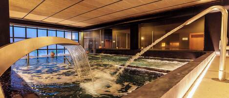 Sauna, steam room, Turkish bath, body treatments, hydrotherapy