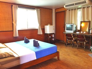 傳統雙人房單人入住 | 書桌、手提電腦工作空間、熨斗/熨衫板、免費 Wi-Fi