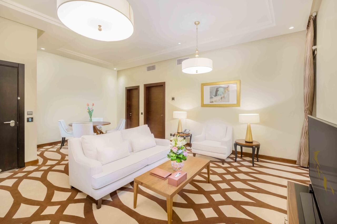 topaz suite | living area | 30-inch lcd tv with satellite channels, tv