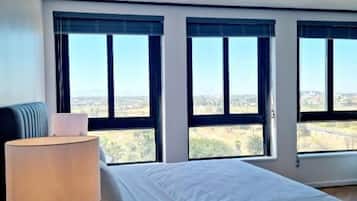 In-room safe, desk, soundproofing, iron/ironing board
