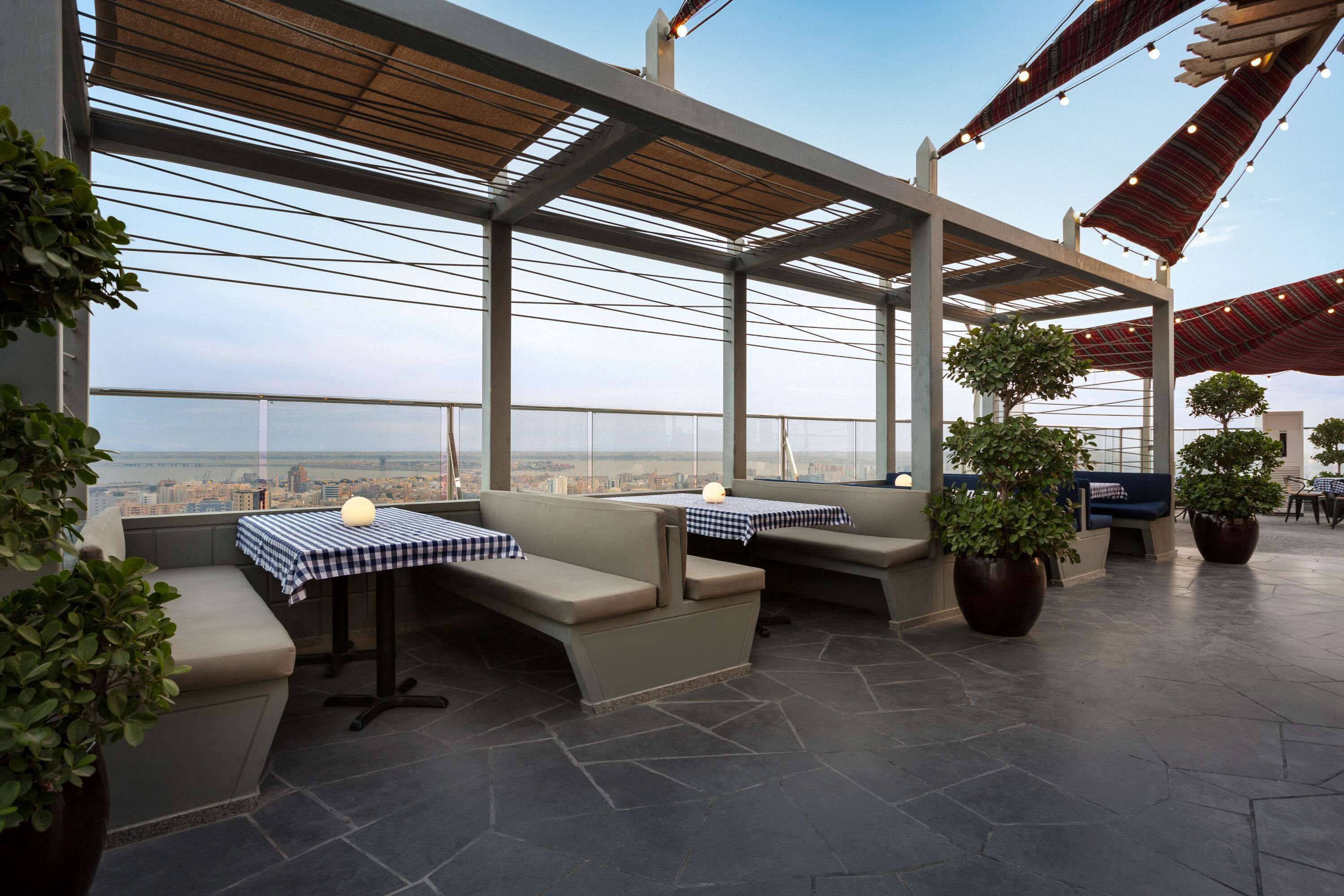 6 restaurants, lunch, dinner served; brazilian cuisine