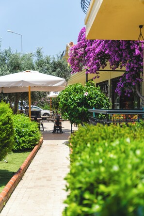 Courtyard - T & G Apartments (Marmaris)