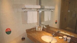 Bathroom - Greentree Inn Beijing Hotel Lin Cui Road Business (BEIJING)