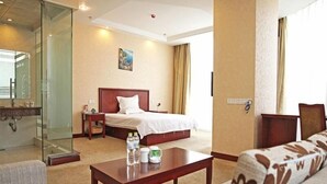 In-room safe, free WiFi - Greentree Inn Nantong Haian Mingzhu City Express (Nantong)