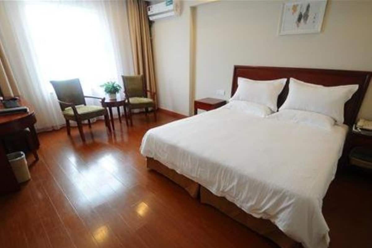 In-room safe, blackout drapes, iron/ironing board, free WiFi