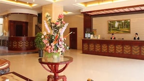 Lobby - Greentree Inn Jiangsu Yangzhou Shou West Lake Busi (Yangzhou)