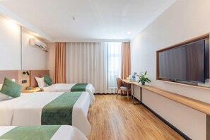 Blackout drapes, iron/ironing board, free WiFi - Greentree Inn Anhui Anqing Guangcaisiqi Business H (Anqing)