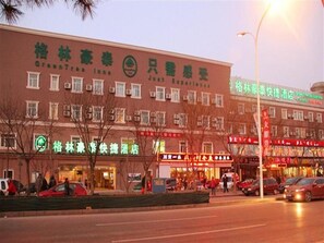 Fasade – kveld/natt