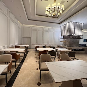 Dining - Vienna International Hotel (Shanghai)