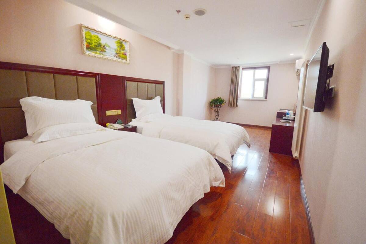 Double Room (1.5m Bed with Inside Window) | Free WiFi