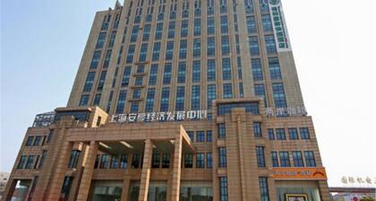 GreenTreeInn JiaDing F1Circuit FangTai HardwareMarket Hotel