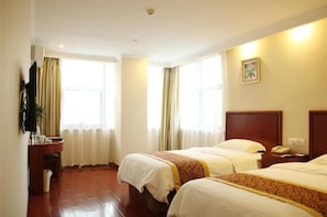 In-room safe, free WiFi
