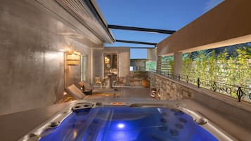 Suite, idromassaggio (King) | Terrazza/patio