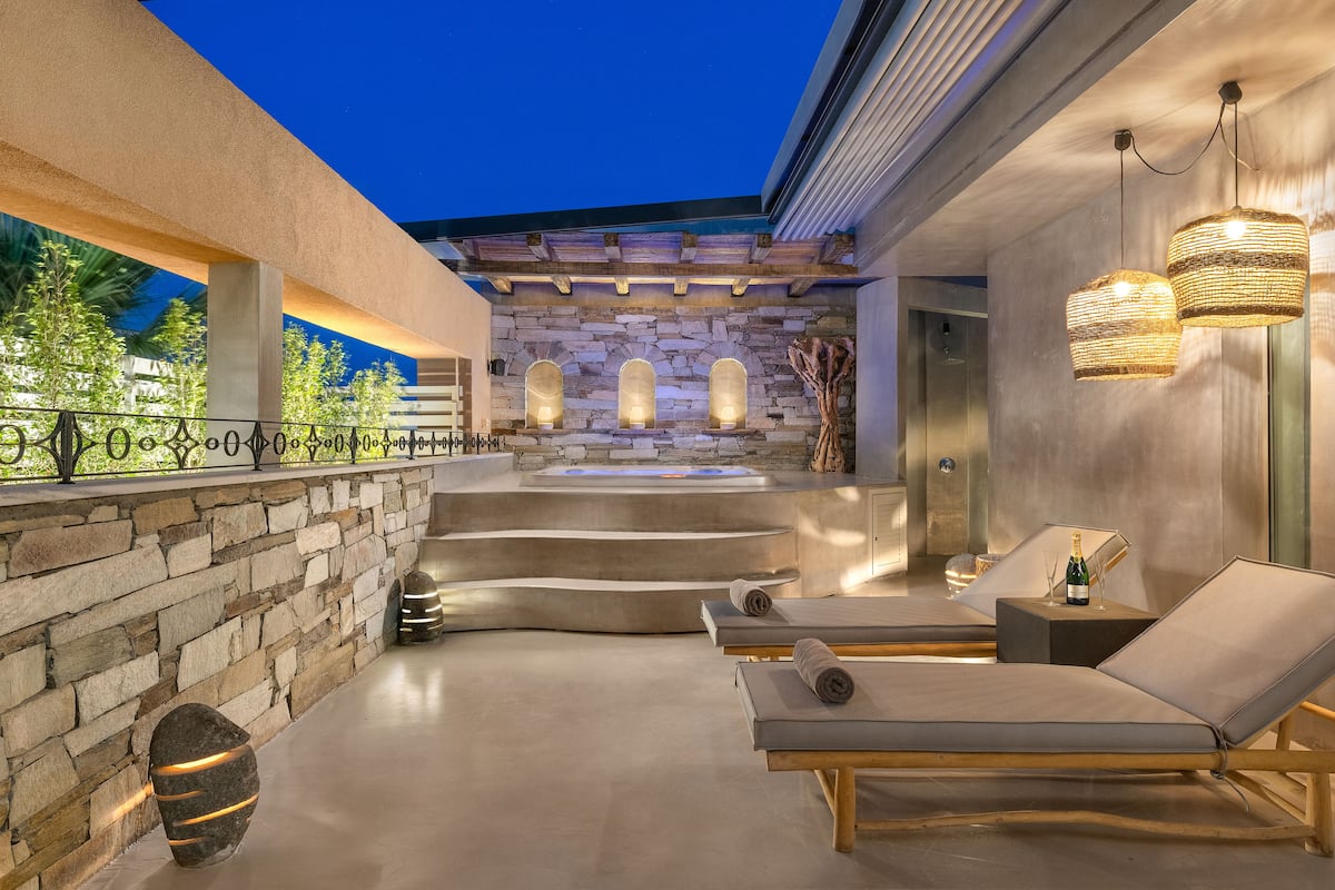 Suite, Jetted Tub (King) | Teres/patio