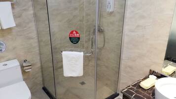 Shower, free toiletries, hair dryer