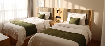 グリーンツリー イン河北廊坊デベロップメント ゾーン コンベンション アンド エキシビジョン センター (格林豪泰河北省廊坊市开发区会展中心商务酒店)