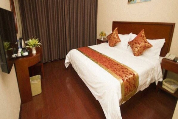 In-room safe, free WiFi