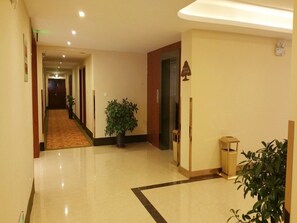 Hallway - GreenTree Inn JXuZhou East Third Ring Road XCMG Heavy Machinery Hotel (Xuzhou)