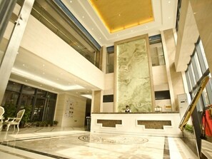 Lobby - GreenTree Inn YangZhou Jiangyang East Road Zhongxin Building Business Hotel (Yangzhou)