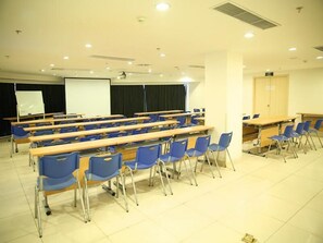 Fasilitas rapat