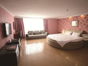 Blackout drapes, iron/ironing board, free WiFi - GreenTree Inn Huaian North Beijing Road West Beijing Road Express Hotel (Huai'an)