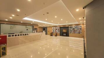 المنشأة من الداخل