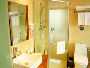 Shower, free toiletries, towels