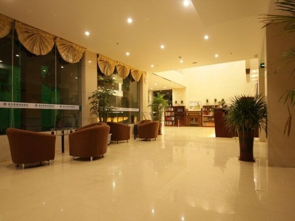 Lobby - GreenTree Inn YangZhou West KaiFa Road Baolong Square Express Hotel (Yangzhou)