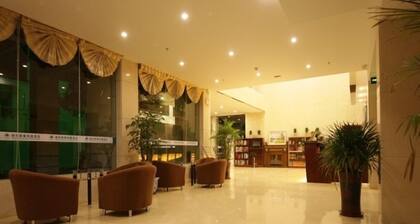 GreenTree Inn YangZhou West KaiFa Road Baolong Square Express Hotel