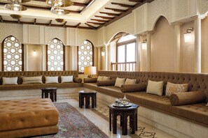 Down comforters, memory foam beds, minibar, in-room safe - InterContinental Durrat Al Riyadh Resort & Spa by IHG (Riyadh)