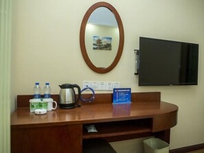 Kaffee und/oder Kaffeemaschine