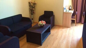 Unclassified image, 4 of 12, button - Greentree Inn Shanghai Jinxiu Road Business Hotel (Shanghai)