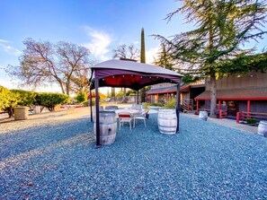 Terrace/patio - 49'er Village RV Resort (Plymouth)