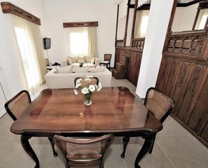 Interior - Apolis (KARPATHOS)