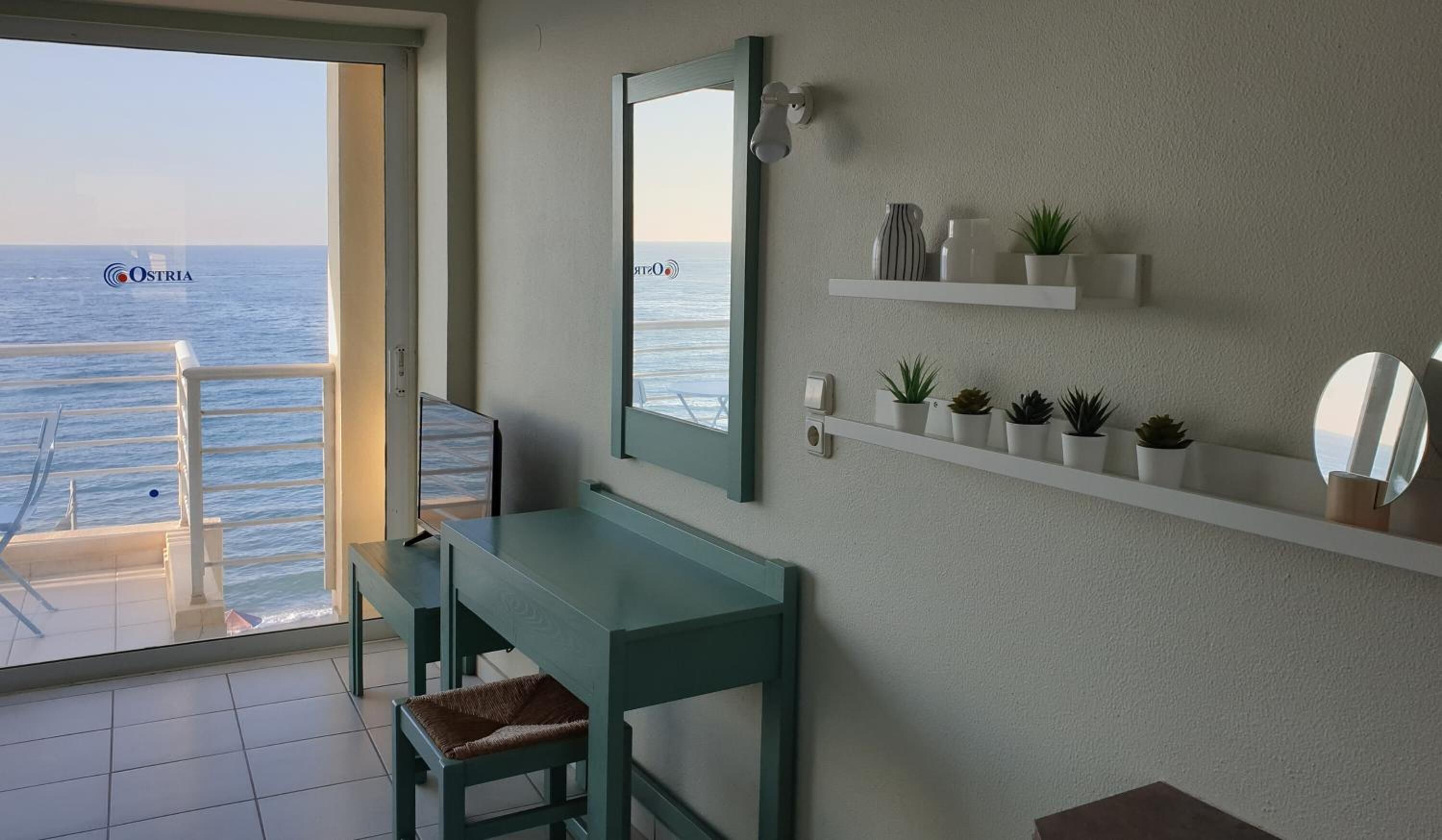 Foto - Ostria Studios