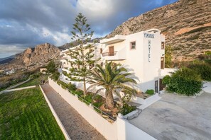 Exterior - Yiannis (Karpathos)