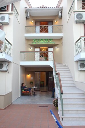 Exterior - Vicky Apartments (Lefkada)